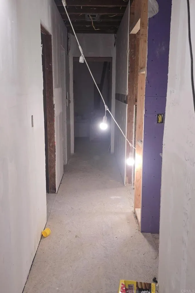 144 S Kenmore Avenue Los Angeles, CA 90004