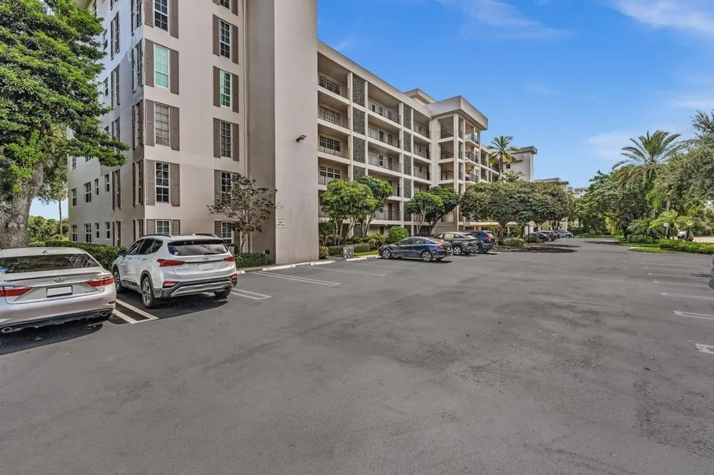 2950 Palm Aire Drive #607 Pompano Beach, FL 33069