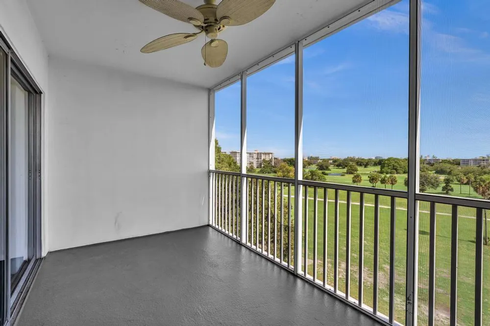 2950 Palm Aire Drive #607 Pompano Beach, FL 33069