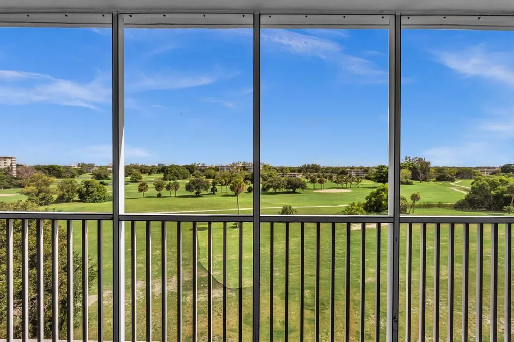 2950 Palm Aire Drive #607 Pompano Beach, FL 33069