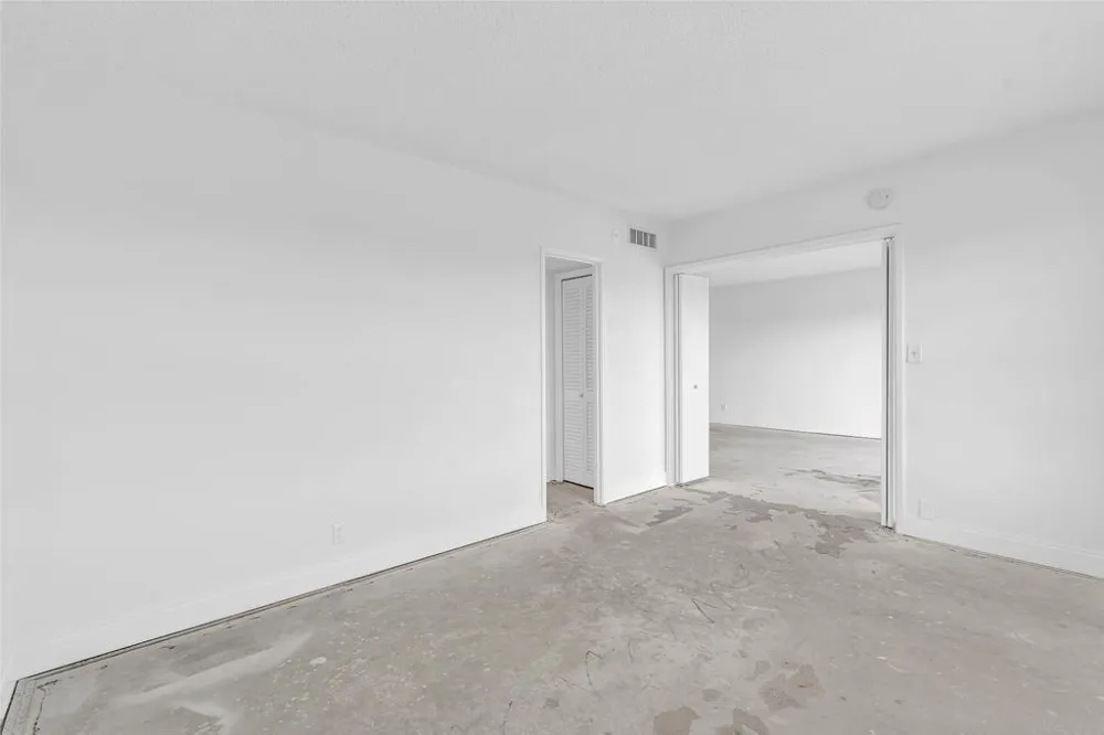 2950 Palm Aire Drive #607 Pompano Beach, FL 33069