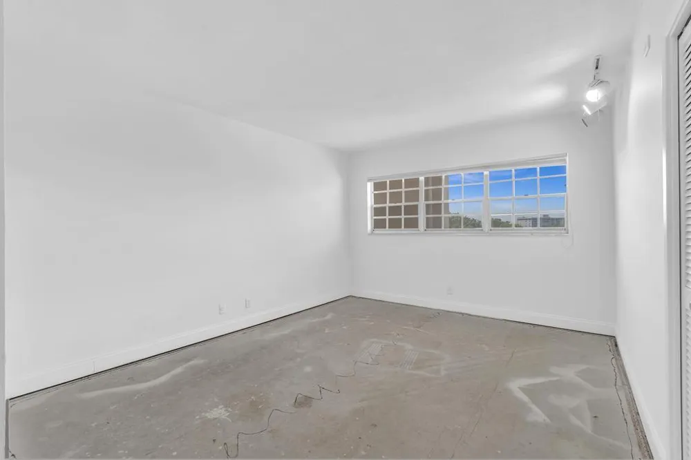 2950 Palm Aire Drive #607 Pompano Beach, FL 33069