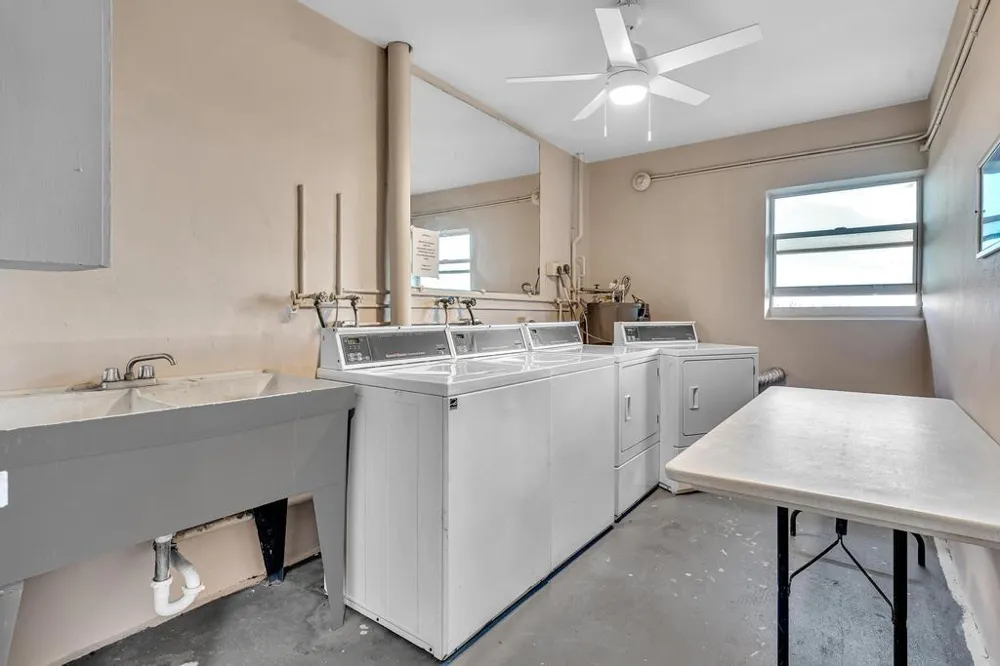 2950 Palm Aire Drive #607 Pompano Beach, FL 33069