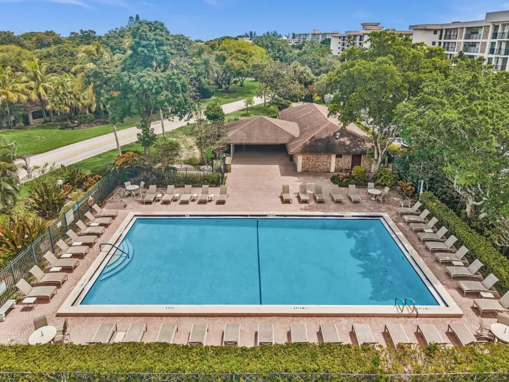 2950 Palm Aire Drive #607 Pompano Beach, FL 33069