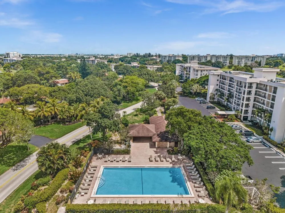 2950 Palm Aire Drive #607 Pompano Beach, FL 33069