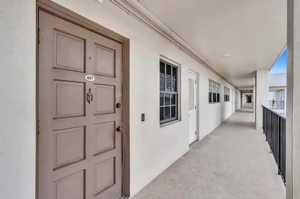 2950 Palm Aire Drive #607 Pompano Beach, FL 33069
