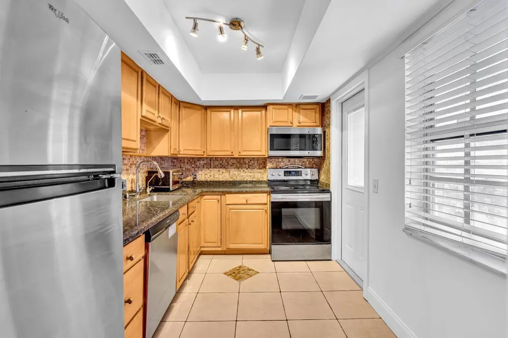 2950 Palm Aire Drive #607 Pompano Beach, FL 33069