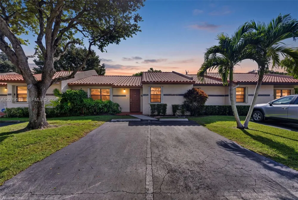 5736 SW 112th Ter Cooper City, FL 33330