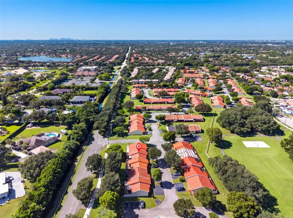 5736 SW 112th Ter Cooper City, FL 33330