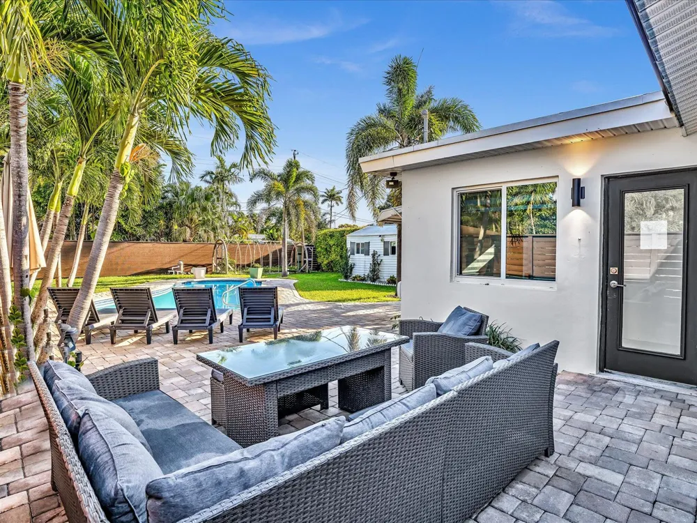 1515 ARTHUR STREET Hollywood, FL 33020