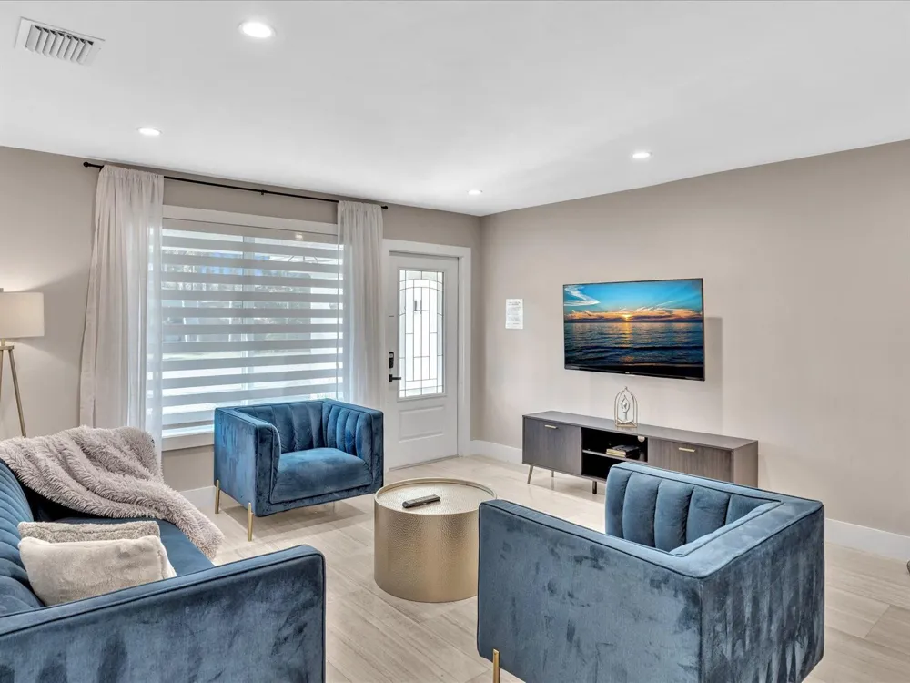 1515 ARTHUR STREET Hollywood, FL 33020