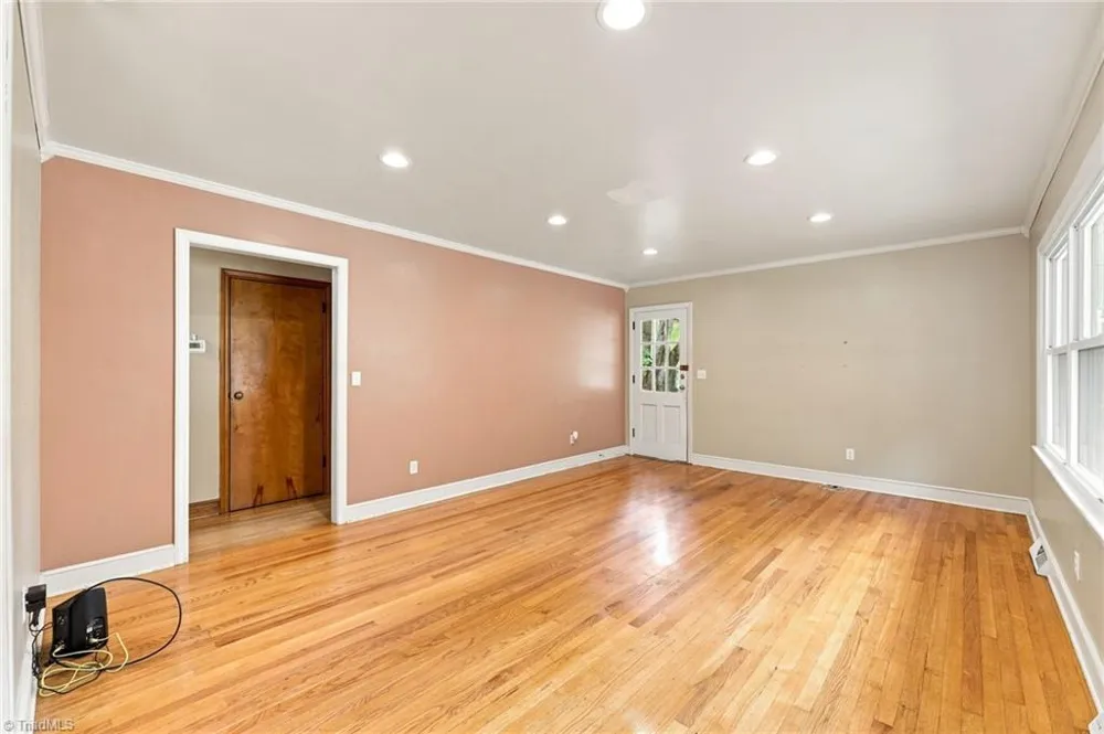 216 Underwood Road Elon, NC 27244