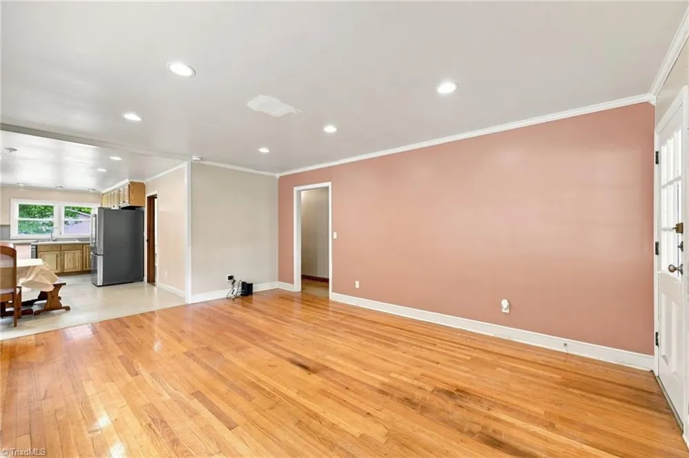 216 Underwood Road Elon, NC 27244