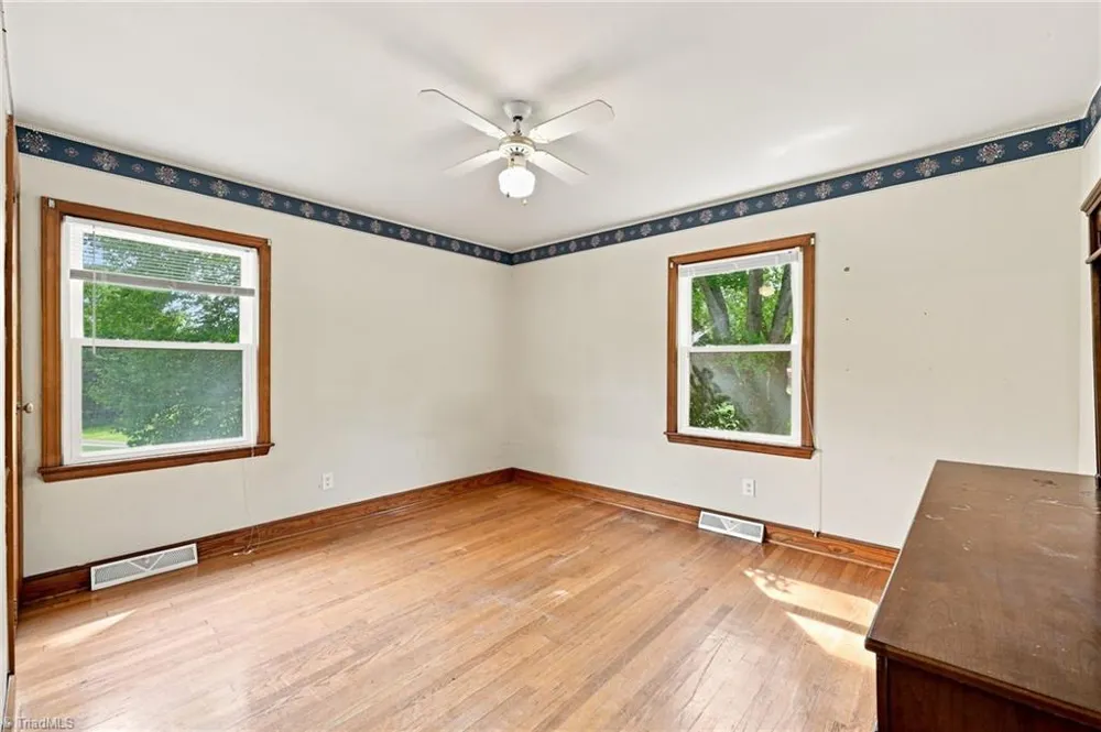 216 Underwood Road Elon, NC 27244