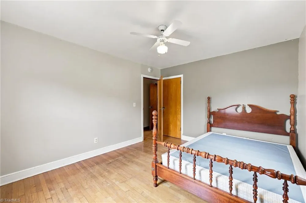 216 Underwood Road Elon, NC 27244