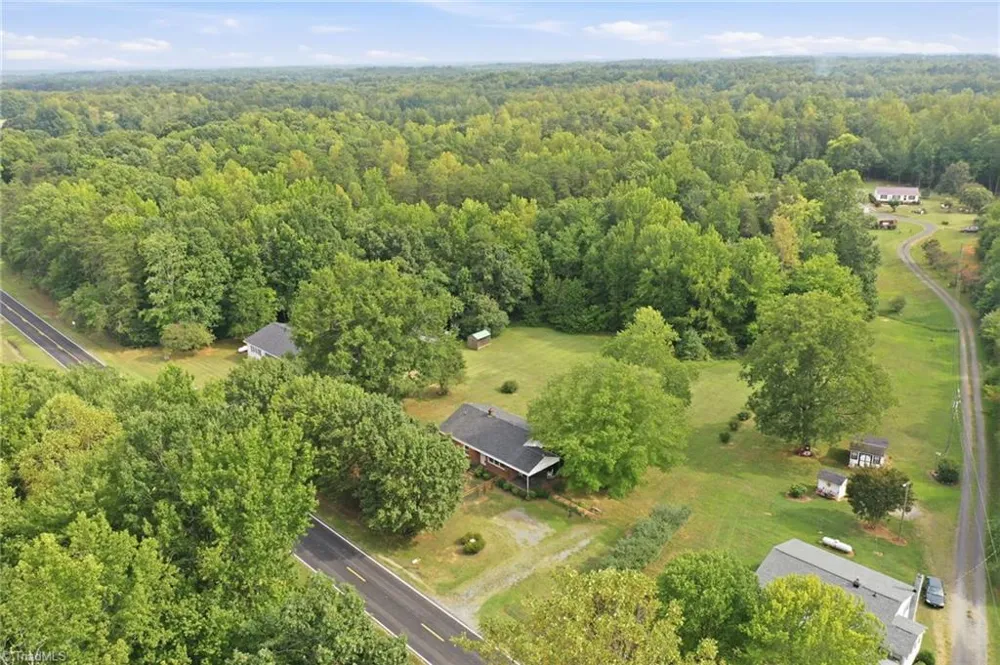 216 Underwood Road Elon, NC 27244