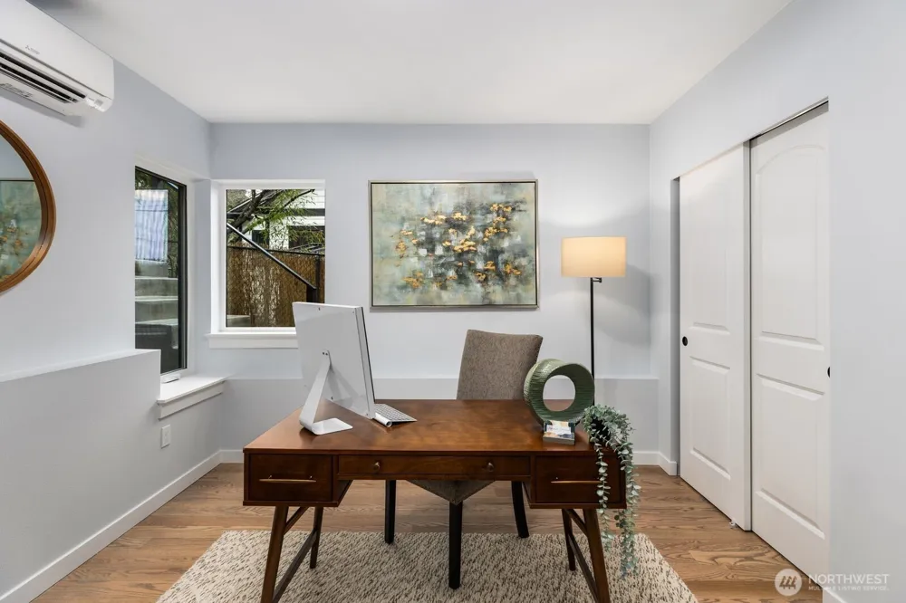 4559 34th Avenue S Seattle, WA 98118