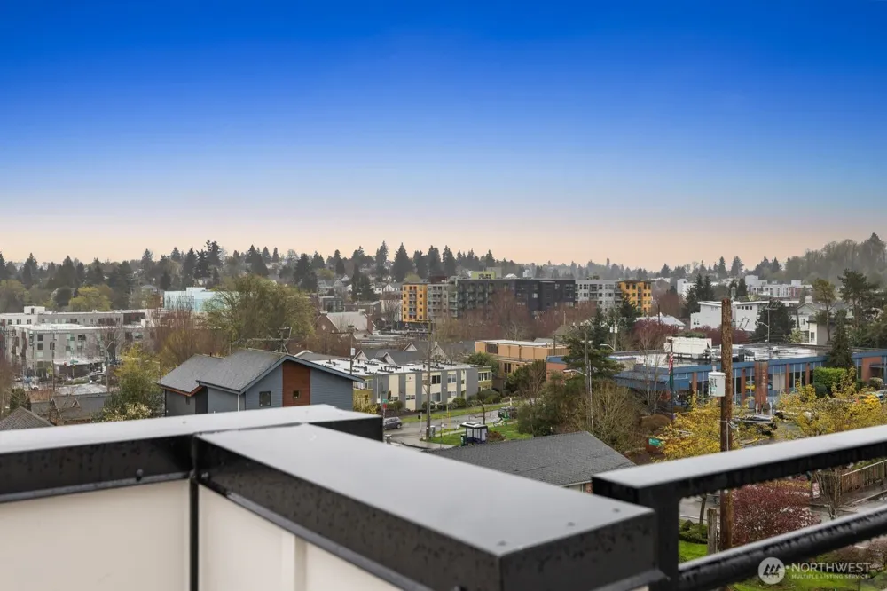 4559 34th Avenue S Seattle, WA 98118