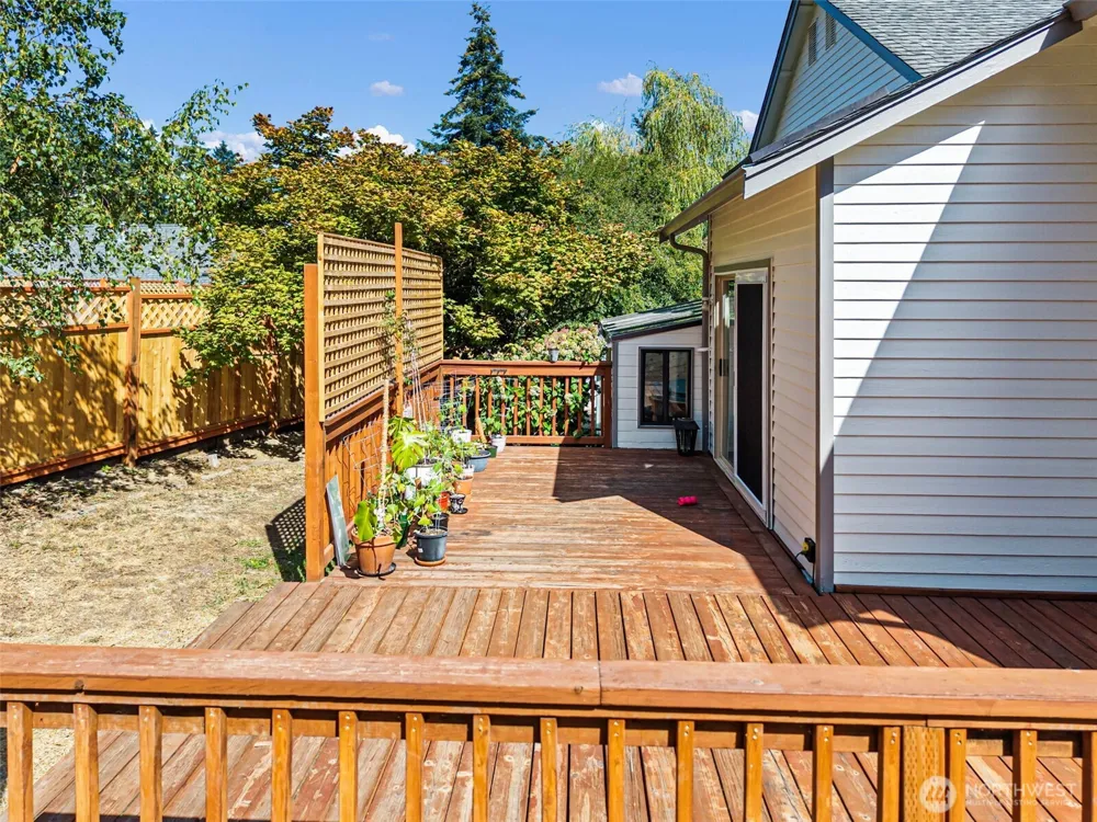 10247 Hamilton Place NW Silverdale, WA 98383