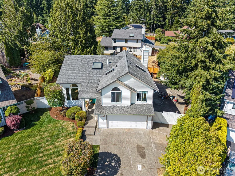 10247 Hamilton Place NW Silverdale, WA 98383