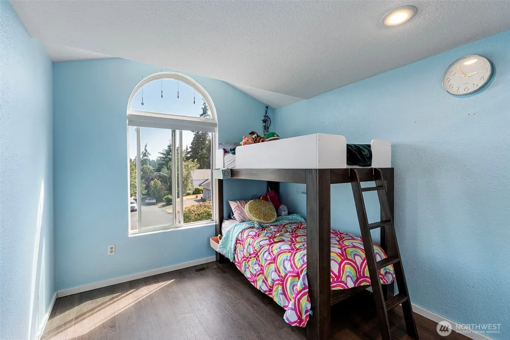 10247 Hamilton Place NW Silverdale, WA 98383
