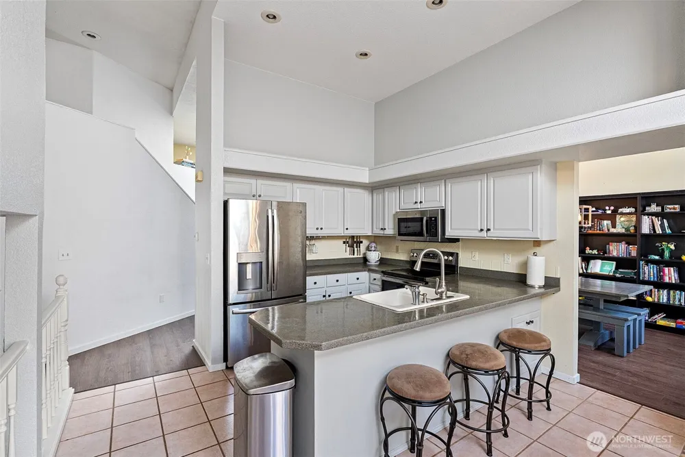 10247 Hamilton Place NW Silverdale, WA 98383