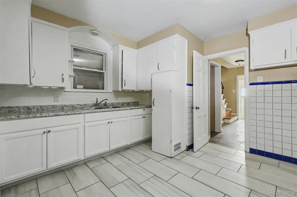 3336 Waverly Street Detroit City, MI 48238
