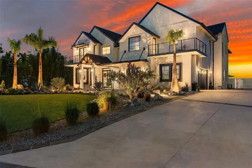 692 GLADWIN AVENUE Fern Park, FL 32730