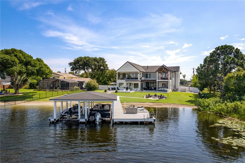 692 GLADWIN AVENUE Fern Park, FL 32730