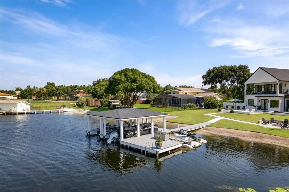 692 GLADWIN AVENUE Fern Park, FL 32730