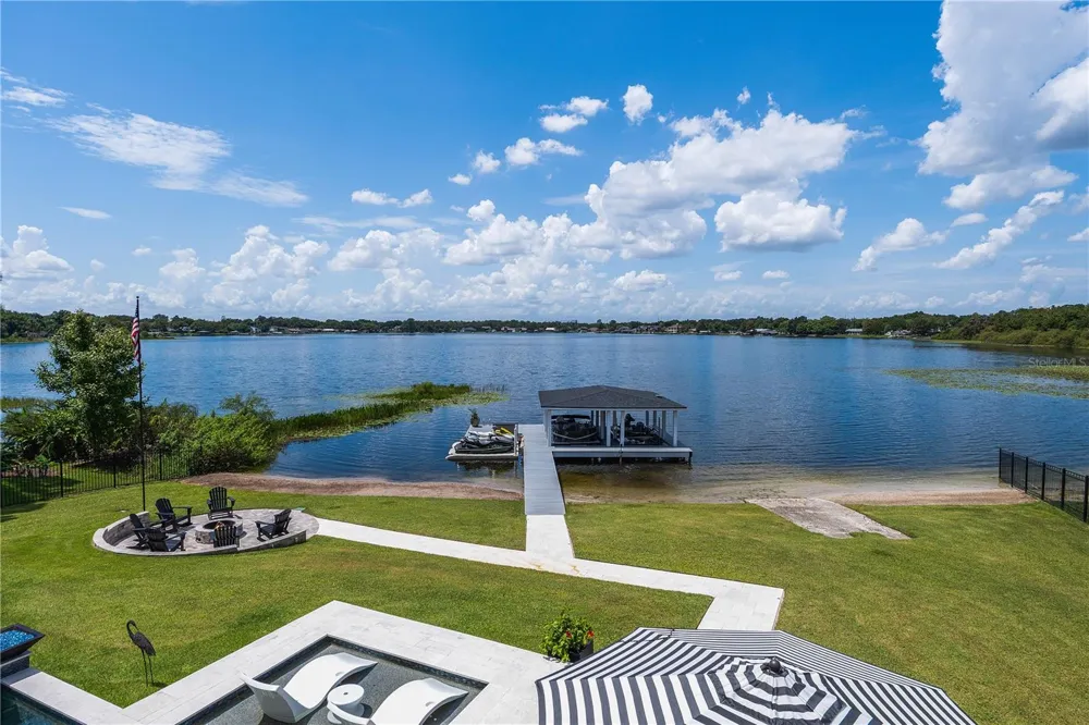 692 GLADWIN AVENUE Fern Park, FL 32730