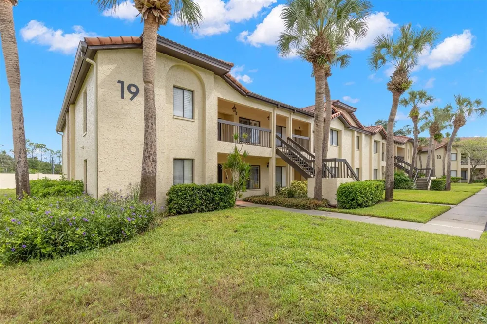 1801 E LAKE ROAD #19D Palm Harbor, FL 34685