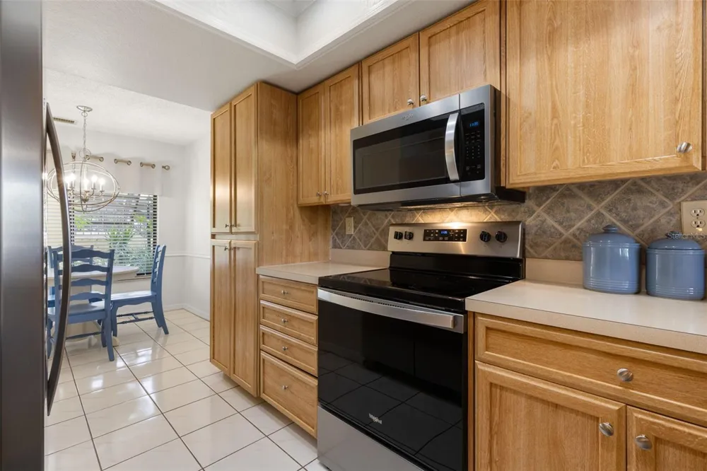 1801 E LAKE ROAD #19D Palm Harbor, FL 34685
