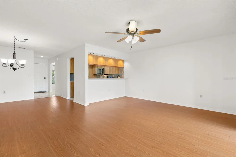 1801 E LAKE ROAD #19D Palm Harbor, FL 34685