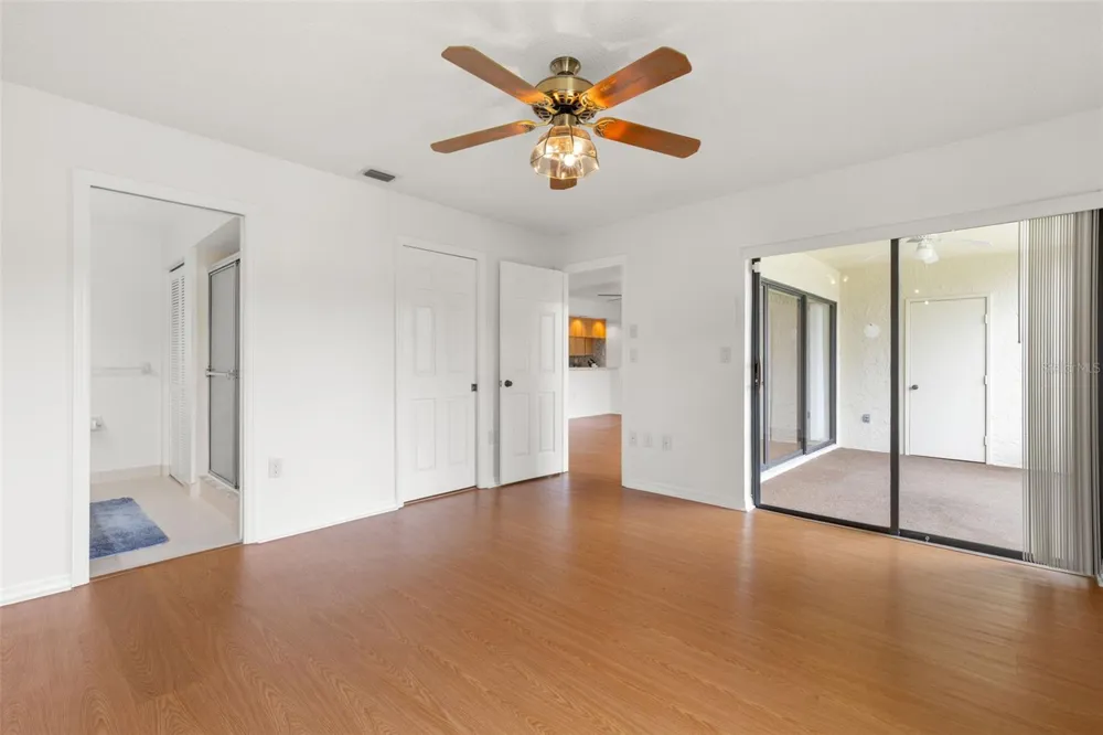 1801 E LAKE ROAD #19D Palm Harbor, FL 34685