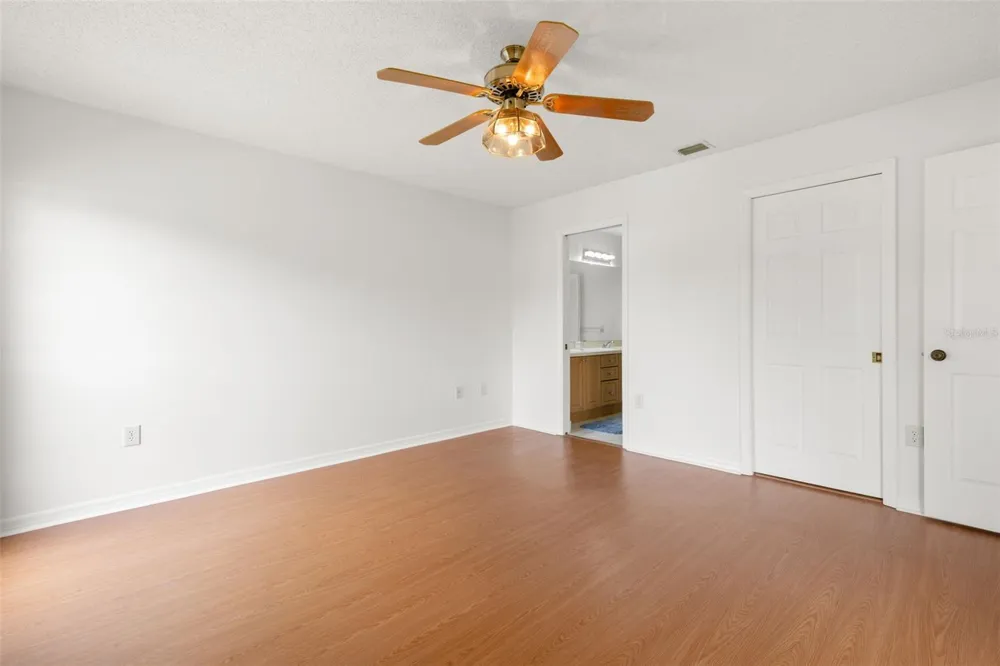 1801 E LAKE ROAD #19D Palm Harbor, FL 34685