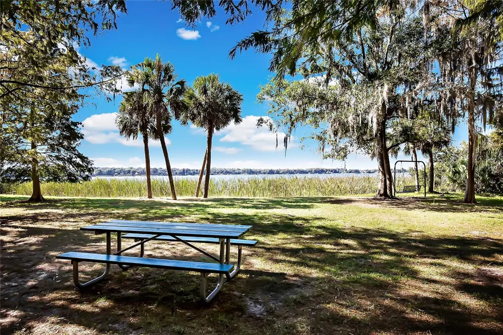1801 E LAKE ROAD #19D Palm Harbor, FL 34685