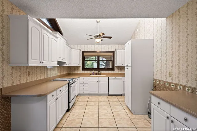 13515 Hollow View St San Antonio, TX 78232