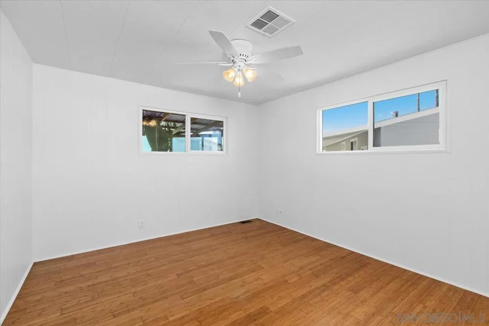 7127 Santa Barbara Carlsbad, CA 92011