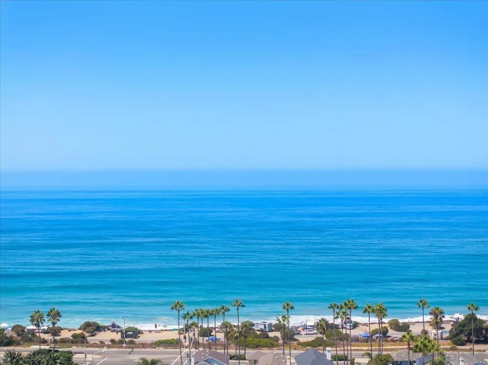 7127 Santa Barbara Carlsbad, CA 92011