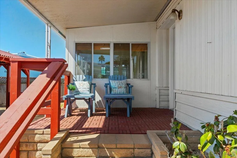 7127 Santa Barbara Carlsbad, CA 92011