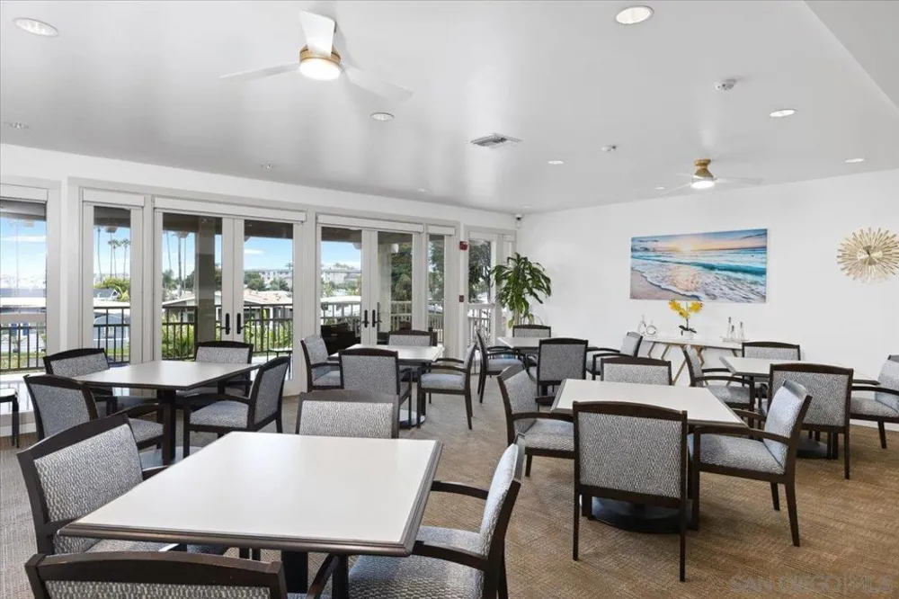 7127 Santa Barbara Carlsbad, CA 92011