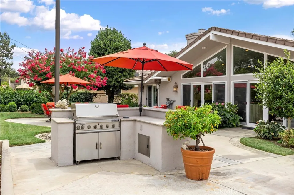 1328 Loma Sola Upland, CA 91786