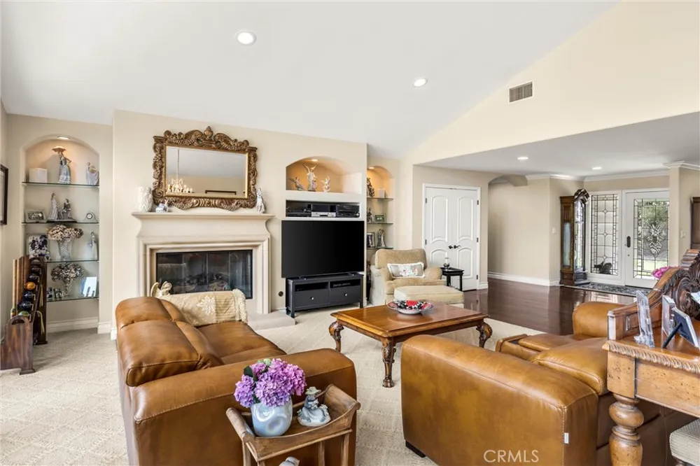 1328 Loma Sola Upland, CA 91786