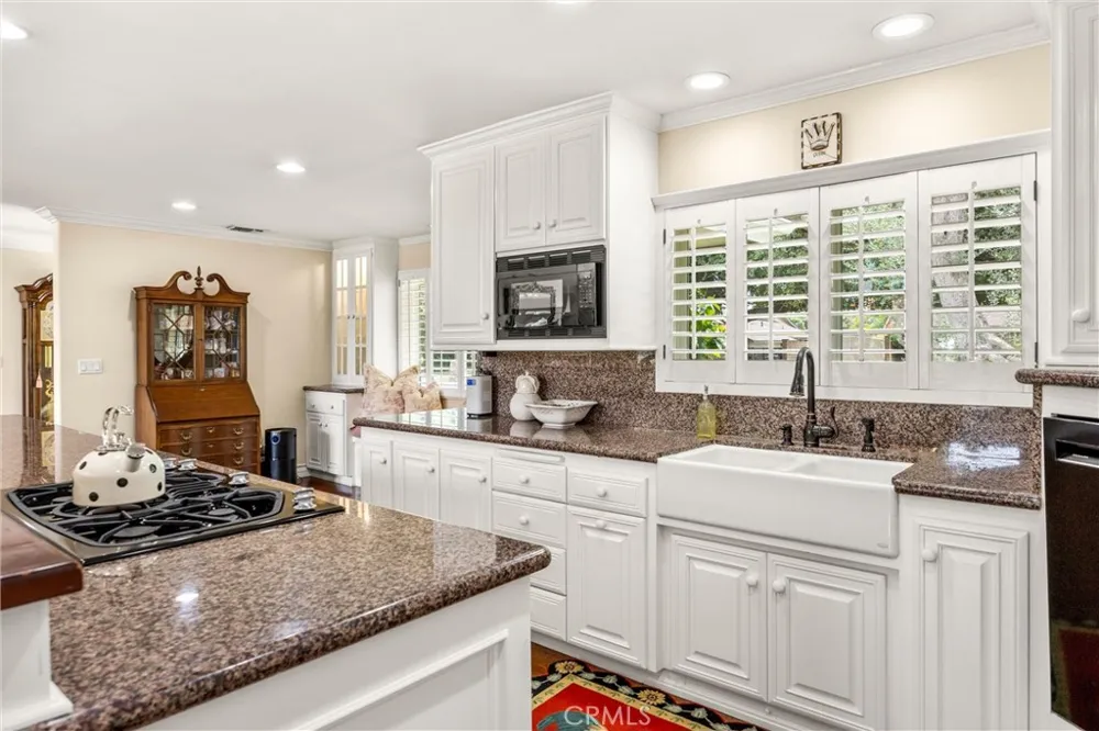 1328 Loma Sola Upland, CA 91786
