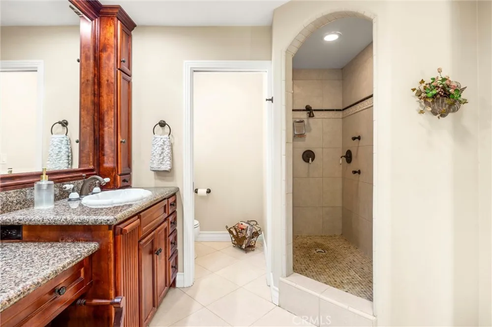 1328 Loma Sola Upland, CA 91786