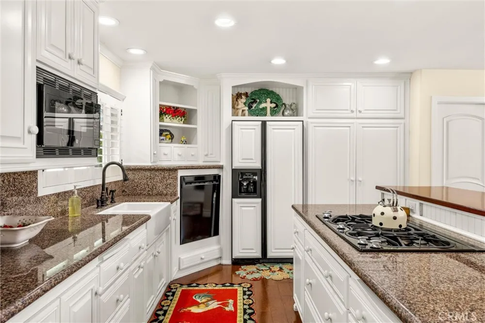 1328 Loma Sola Upland, CA 91786