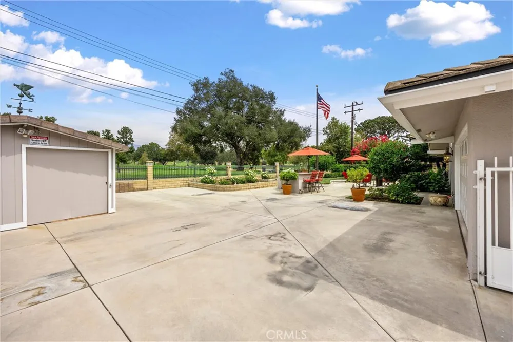 1328 Loma Sola Upland, CA 91786