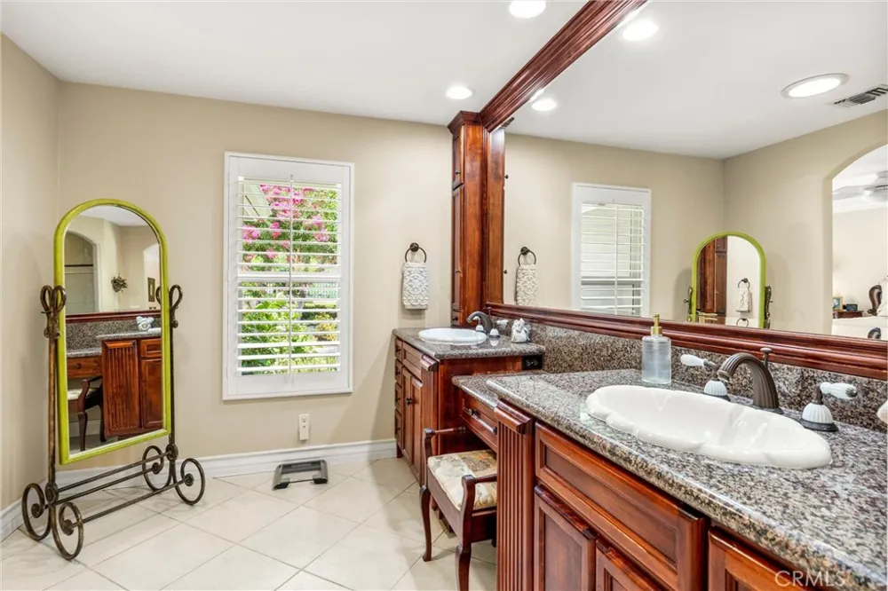 1328 Loma Sola Upland, CA 91786
