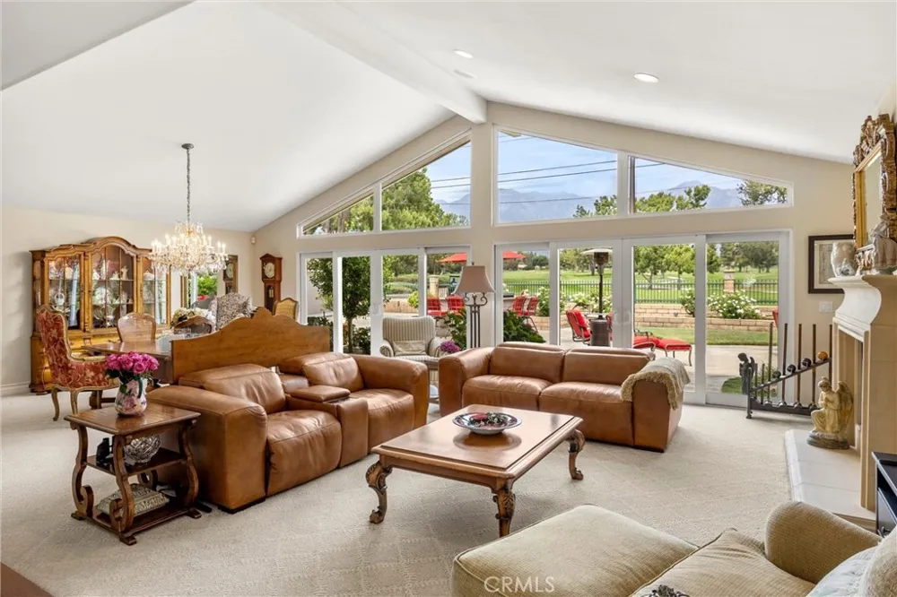 1328 Loma Sola Upland, CA 91786